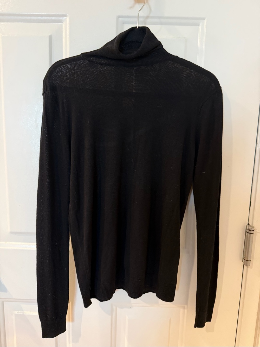 Black Women’s Lightweight Turtleneck Sweater